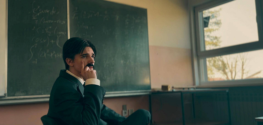 СРБАЦ, 6. АПРИЛА /СРНА/ - Ученици Центра средњих школа "Петар Кочић" из Српца освојили су прву награду на републичком нивоу за ауторски филм "Писмо мајци" који су урадили поводом 170 година од рођења Николе Tесле.