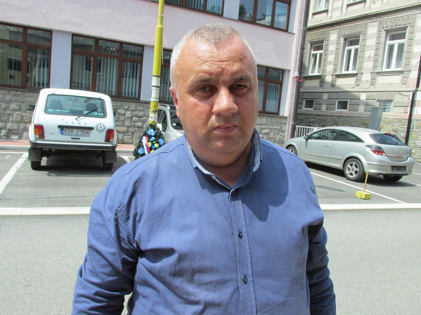 БРАТУНАЦ, 11. МАЈА /СРНА/ - Предсједник Удружења грађана "Источна алтернатива" Војин Павловић.