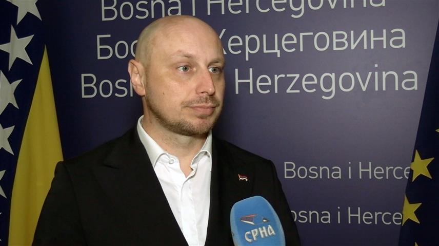 САРАЈЕВО, 14. МАЈА /СНРА/ - Правник Милан Петковић.