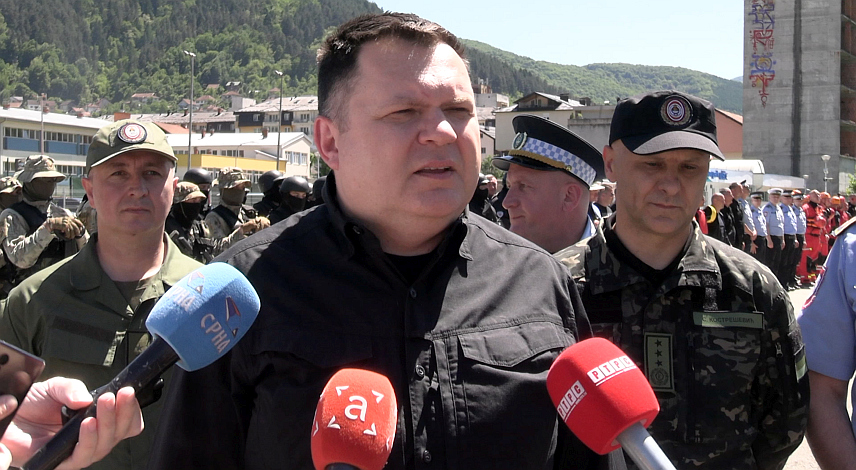 ФОЧА, 29. МАЈА /СРНА/ - Министар унутрашњих послова Републике Српске Жељко Будимир истакао је да је данашња тактичко-показна вјежба "Дрина 2026" у Фочи показала да МУП Српске има капацитете и обучен кадар да одговори и на најсложеније безбједносне и спасилачке задатке.