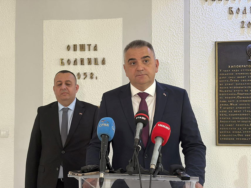 ФОЧА, 8. МАЈА /СРНА/ - Предсједник Владе Републике Српске Саво Минић рекао је данас да ће се измјене Закона о социјалној заштити доносити у складу са жељама оних на које се овај закон и односи.