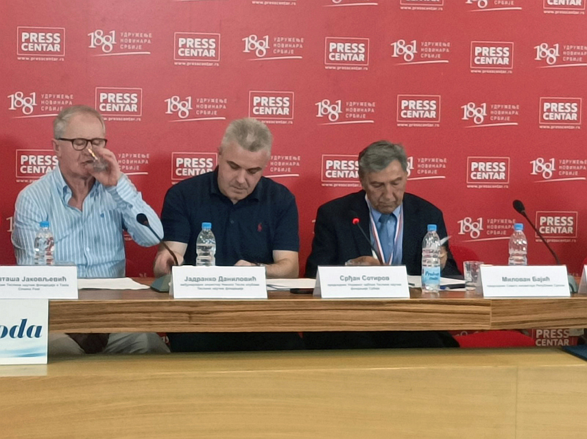 БЕОГРАД, 1. ЈУНА /СРНА/ - Теслина научна фондација Србије и САД и Савез иноватора Републике Српске потписали су данас у Београду Меморандум о сарадњи који ће допринијети развоју иноваторства, сарадње, умрежавању клубова "Никола Тесла" у Српској, Србији и региону, те афирмацији дјела и заоставштине једног од највећих свјетских умова.