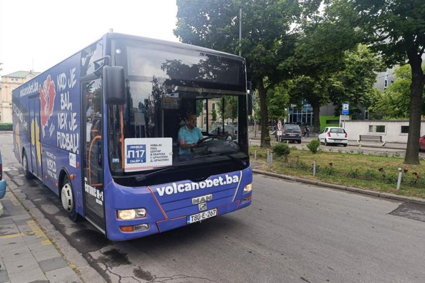 БИЈЕЉИНА, 1. ЈУНА /СРНА/ - У Бијељини је након 14 година поново успостављен јавни градски превоз који повезује градске квартове са семберским селима.