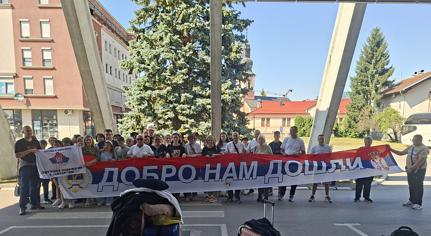 ПРИЈЕДОР, 21. ЈУНА /СРНА/ - У Приједор је данас стигло 50 дјеце из Косовске Митровице, који бораве у Републици Српској у склопу пројекта "Спојимо дјецу Косова и Метохије и Републике Српске".