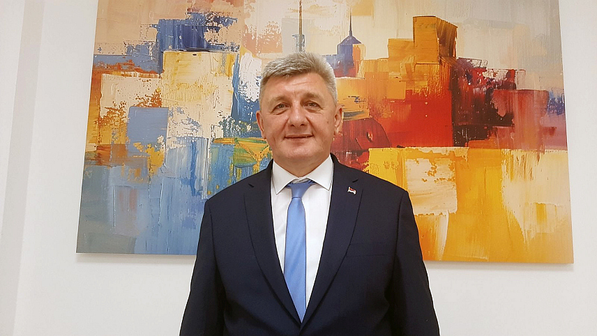 САРАЈЕВО, 26. ЈУНА /СРНА/ - Историчар Драга Мастиловић изјавио је за Срну да је присуство Срба на просторима данашњег Сарајева познато још у раном средњем вијеку.
