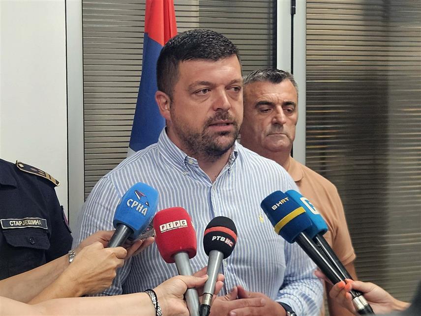 ИСТОЧНО САРАЈЕВО, 25. АВГУСТА /СРНА/ - Вршилац дужности директора Републичке управе цивилне заштите Борис Трнинић.