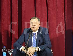 ДОДИК: ПРИЈАТЕЉИ НАС ПОДРЖАВАЈУ И РАЗУМИЈУ СИТУАЦИЈУ