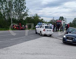ДВА ЛИЦА ПОГИНУЛА, ТРИ TЕШКО ПОВРИЈЕЂЕНА УСЉЕД ПРЕВРTАЊА ВОЗИЛА