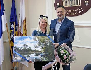ЖУНИЋ ПРИМИО НЕКАДАШЊУ СВЈЕТСКУ И ЕВРОПСКУ РЕКОРДЕРКУ ЈОЛАНДУ ЧЕПЛАК