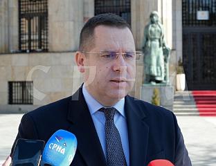 КОВАЧЕВИЋ: НЕ ВОЛИМ КОРИСТИТИ ТЕШКЕ РИЈЕЧИ, АЛИ ИЗДАЈА ЈЕ ЗА ТРЕНУТНУ ПОЛИТИКУ ОПОЗИЦИЈЕ БЛАГА РИЈЕЧ