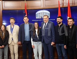 ДОДИК: ПОДРШКА САРИ ЋИРКОВИЋ У БОРБИ ЗА ТИТУЛУ, СРПСКА ДОМАЋИН СВЈЕТСКОГ БОКС СПЕКТАКЛА