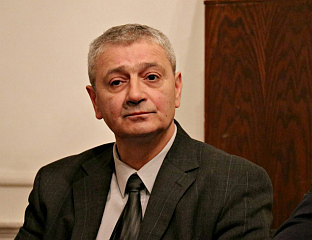 КАЛАБИЋ: ЛОГОР У ЈАСЕНОВЦУ БИО ЈЕДИНСТВЕН ПО МОНСТРУОЗНОСТИ