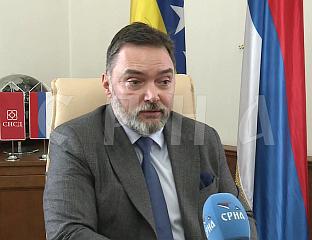 КОШАРАЦ: ШМИТОВИ ПЛАТФОРМАШИ НЕ РАДЕ ДОБРО ЗА СРПСКУ