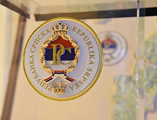 УЗРОК ПОЛИТИЧКЕ КРИЗЕ У БиХ ЈЕ НАПАД ШМИТА НА УСТАВНИ ПОРЕДАК БиХ