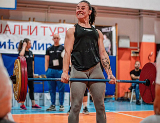 ПАЉАНКА ЗОРАНА МИЈОВИЋ ШАМПИОН БиХ У ДИЗАЊУ ТЕГОВА