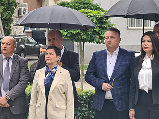 ЈОВИЋ: ПЛАН ДА СЕ ДО КРАЈА ГОДИНЕ ОБЕЗБИЈЕДЕ СРЕДСТВА ЗА ПОВЕЋАЊЕ ПЛАТА