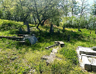 ORTHODOX CEMETERIES DESECRATED IN VILLAGES NEAR KAKANJ AND ZENICA
