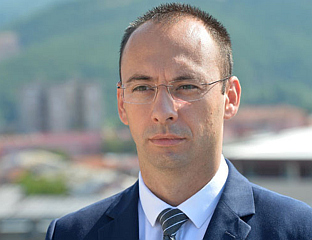 СИМИЋ: ЕУ ДА СПРИЈЕЧИ КУРТИЈА У ПРОГОНУ СРБА