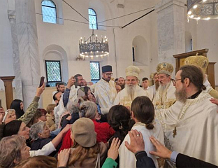 ПРИЗРЕНСКА БОГОСЛОВИЈА ПРОСЛАВИЛА КРСНУ СЛАВУ