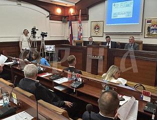 ПОЧЕЛА ВАНРЕДНА СЈЕДНИЦА О БУЏЕTУ ГРАДА