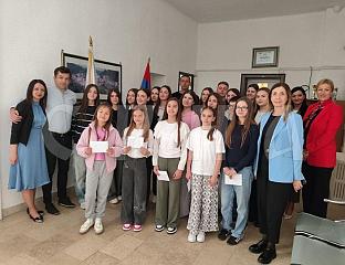 НАГРАЂЕНИ НАЈУСПЈЕШНИЈИ УЧЕНИЦИ