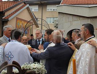 МИТРОПОЛИТ ДИМИТРИЈЕ: ВЈЕРА У ХРИСТА ОСВЈЕТЉАВА СРЦА