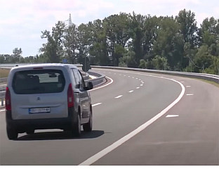 ПОВОЉНИ УСЛОВИ ЗА ВОЖЊУ, ТОКОМ ДАНА ОЧЕКУЈЕ СЕ ВЕЋА ФРЕКВЕНЦИЈА ВОЗИЛА