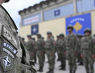 КФОР ДЕМАНТОВАО КУРТИЈА: НИЈЕ ПРИМИЈЕЋЕНО ПОВЕЋАНО ПРИСУСТВО СРПСКЕ ВОЈСКЕ