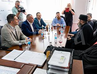 ПОСЈЕТА ИГУМАНА МАНАСТИРА ХИЛАНДАРА ВЕЛИКИ БЛАГОСЛОВ