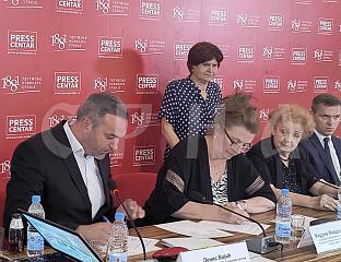 БОЈИЋ У БЕОГРАДУ ПОТПИСАО МЕМОРАНДУМЕ О САРАДЊИ СА ПЕТ УДРУЖЕЊА ЖРТАВА РАТА
