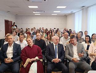 ОБИЉЕЖЕН ДАН АКАДЕМИЈЕ И ПРОМОВИСАНИ ДИПЛОМЦИ
