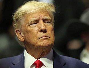 ТРАМП НАРЕДИО ДА СЕ ПОВЕЋА ОБИМ ДЕПОРТАЦИЈА ИЛЕГАЛНИХ МИГРАНАТА