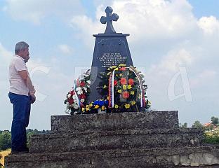 СЛУЖЕН ПОМЕН ЗА ЛОГОРАШЕ УБИЈЕНЕ НА ТОМАСОВОМ БРДУ