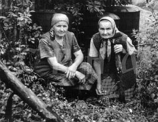 НОЖ У КОЛИЈЕВКУ, КРВ, ПЕПЕО И ЈЕДНА ПРЕЖИВЈЕЛА ЖЕНА