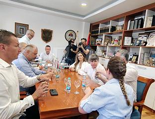 БЛАГОЈЕВИЋ СТИГАО У ВИШЕГРАД, У ТОКУ САСТАНАК СА НАЧЕЛНИКОМ ОПШТИНЕ