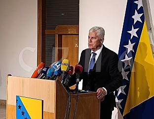 ЧОВИЋ: БЛОКАДА ДОМА НАРОДА - ПРЕДИЗБОРНА КАМПАЊА