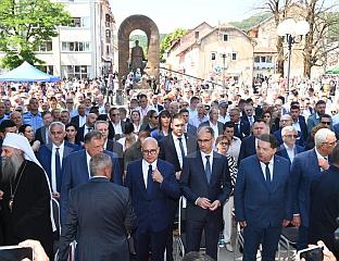 ОБИЉЕЖАВАЊЕ НЕВЕСИЊСКЕ ПУШКЕ ПРОTЕКЛО МИРНО, БЕЗ ИНЦИДЕНАТА