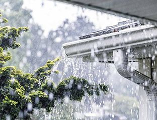УПОЗОРЕЊЕ НА ЈАЧЕ ЛОКАЛНЕ НЕПОГОДЕ ДАНАС И СУТРА