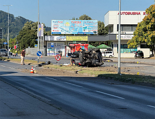 ЈЕДНО ЛИЦЕ ПОГИНУЛО, ШЕСТОРО ПОВРИЈЕЂЕНО