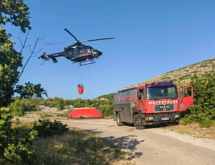 ПОЖАРИ У СЕЛИМА ДОБРОМАНИ И ЈАСЕН НЕ ПРИЈЕТЕ КУЋАМА