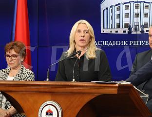 ШМИТ СЕ ПОНОВО УМИЈЕШАО У ИНСТИТУЦИОНАЛНИ ЖИВОТ БиХ