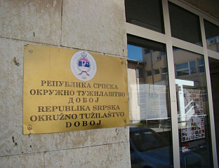 ДИРЕКТОР И ПРЕДУЗЕЋЕ "ПЛОСКО" ОШТЕТИЛИ БУЏЕТЕ ДОБОЈА И РЕПУБЛИКЕ СРПСКЕ