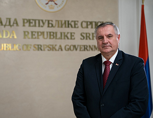 ВИШКОВИЋ: НЕПРИХВАТЉИВА ПОДРШКА НЕЛЕГАЛНОМ ШМИТУ