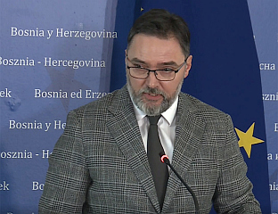 ОДБАЧЕНА ВЕРИФИКАЦИЈА НОВОНАСТАЛЕ СИТУАЦИЈЕ УЗРОКОВАНЕ НЕУСТАВНОМ ОДЛУКОМ ШМИТА