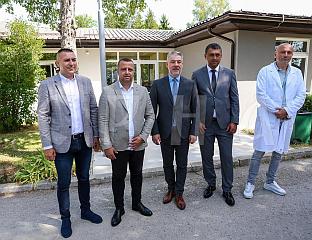 ШЕРАНИЋ ОБИШАО ОБНОВЉЕНЕ ПРОСТОРИЈЕ ЖЕНСКОГ ДИЈЕЛА ПСИХИЈАТРИЈЕ
