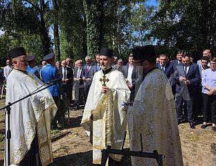 ПАРАСТОС ЗА 5.500 СРПСКИХ ЖРТАВА УСТАШКОГ ЗЛОЧИНА