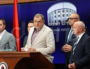 ДОДИК: СУДИЛИ СУ МЕНИ ЈЕР НИСУ МОГЛИ СВЕ СРБЕ СТАВИТИ У СУДНИЦУ