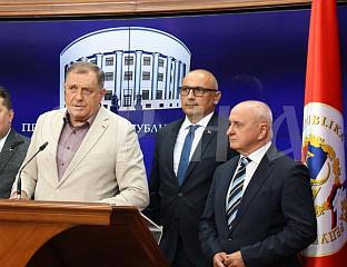 ДОДИК: НЕЋУ МОЛИТИ ВЕЋ ЋУ СЕ БОРИТИ