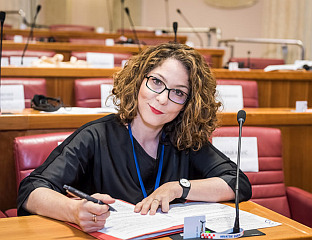 ЈАВНО ОСУДИТИ ГЛОРИФИКАЦИЈУ УСТАШТВА И РЕЛАТИВИЗАЦИЈУ КАРАКТЕРА НДХ