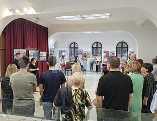 КУЛТУРА И УМЈЕТНОСТ ИСПУНИЛИ ГРАД УОЧИ СЛАВЕ СВЕТОГ ПАНТЕЛЕЈМОНА